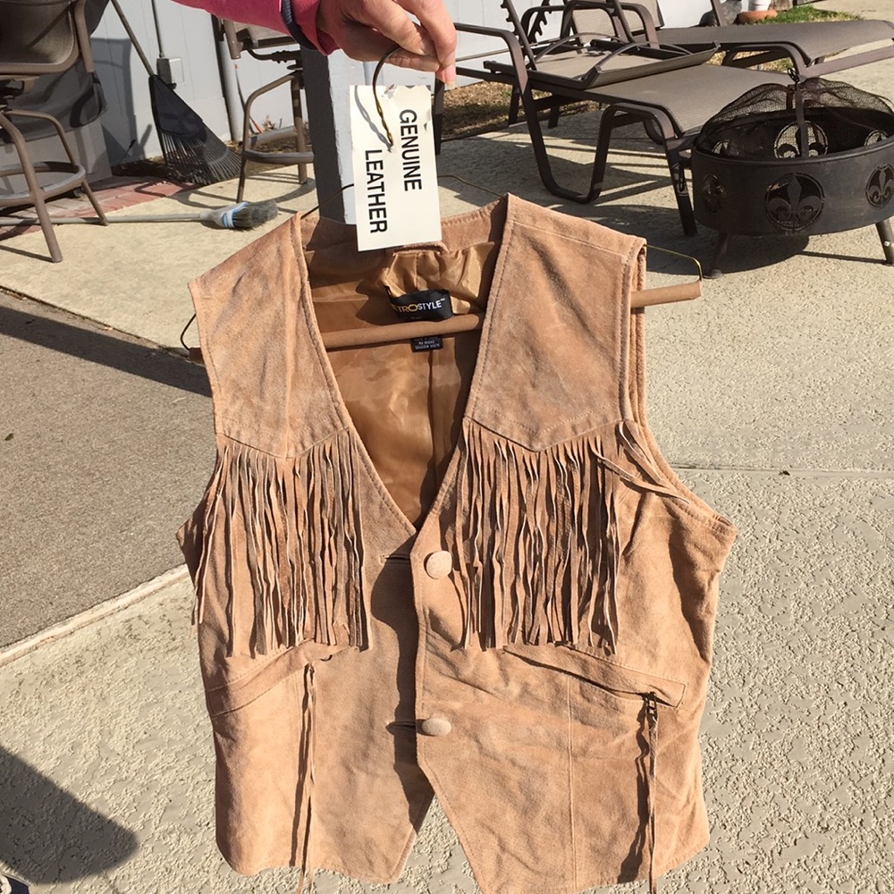 Vintage 80s fringed tan leather vest
